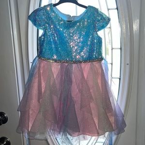 Little girls Rare Editions dress. 
NWOT.